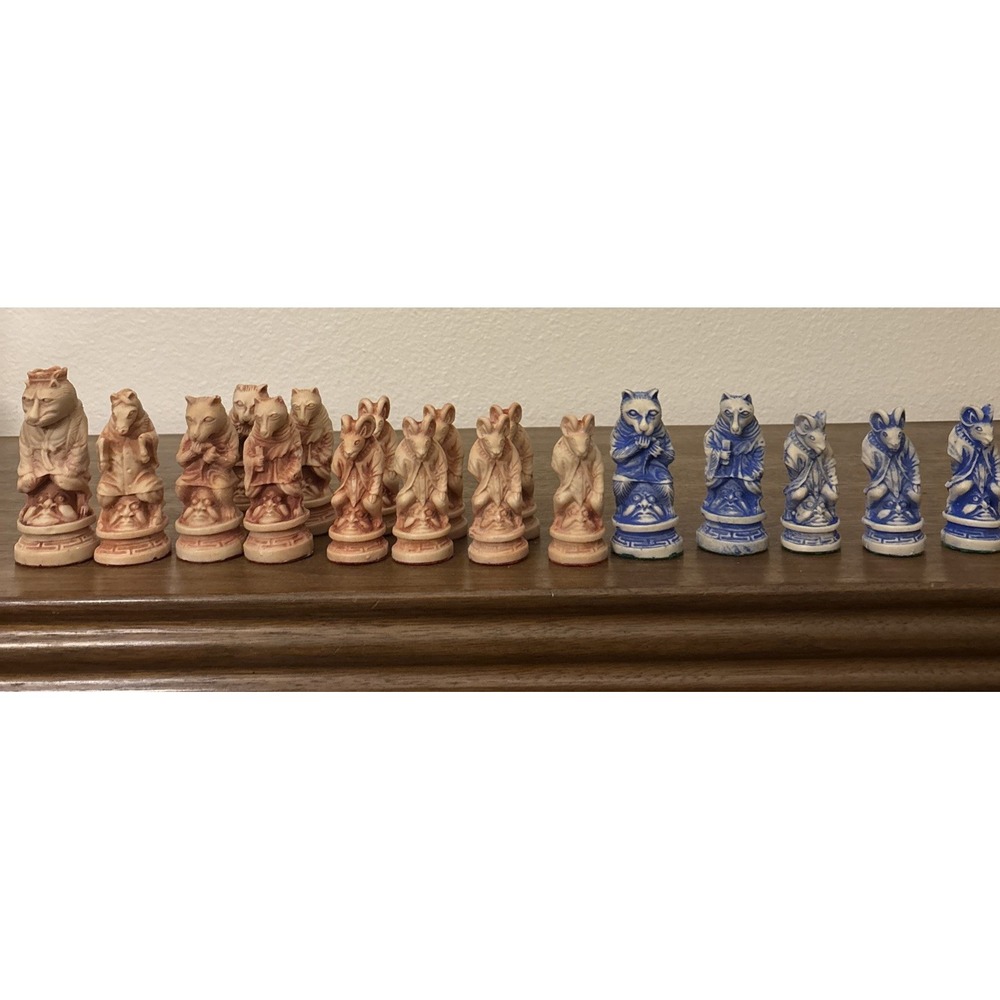 Vintage Reynard The Fox Chess Pieces - Lot Of 17 Pieces - Blue And Red